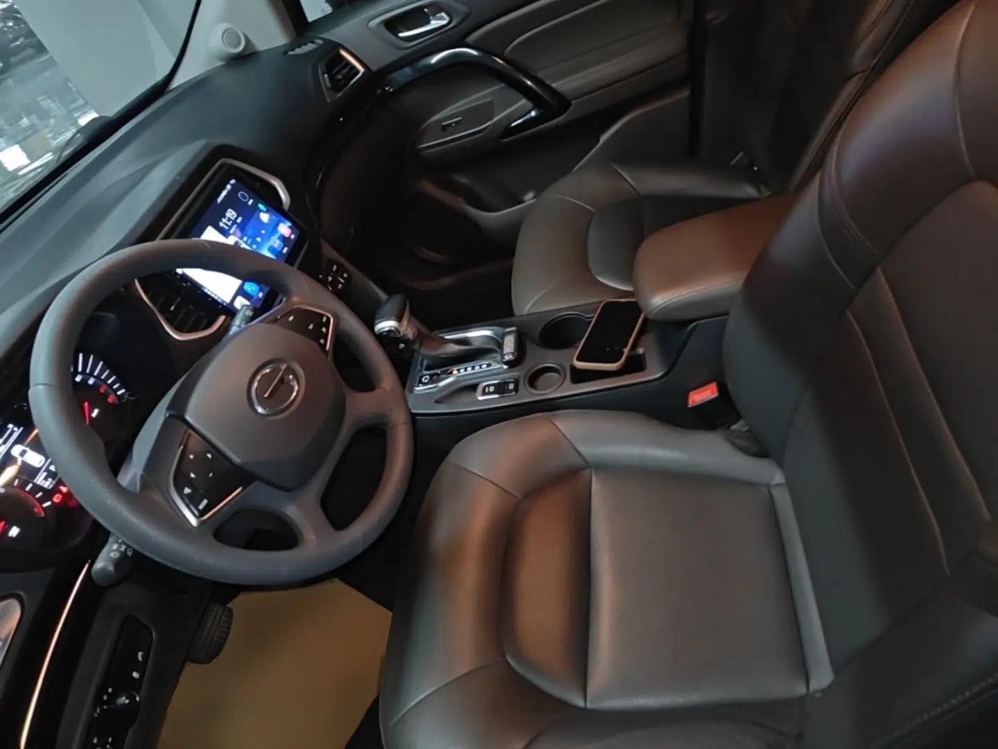 GAC Trumpchi GS4 2017 235T Automatic Two-Wheel Drive Elite Edition — миниатюра 17