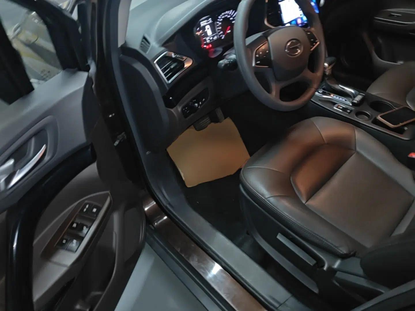 GAC Trumpchi GS4 2017 235T Automatic Two-Wheel Drive Elite Edition — миниатюра 18