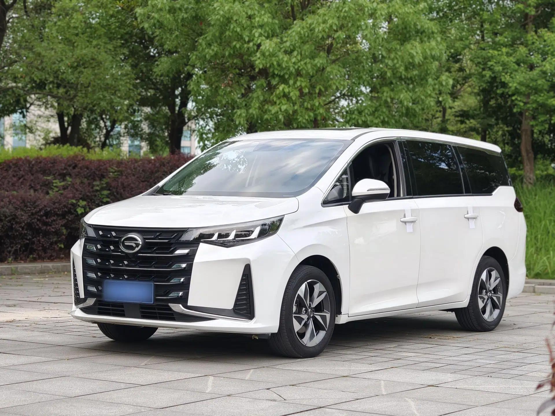 GAC Trumpchi M6 2023 PRO 270T DCT Luxury Edition — миниатюра 1