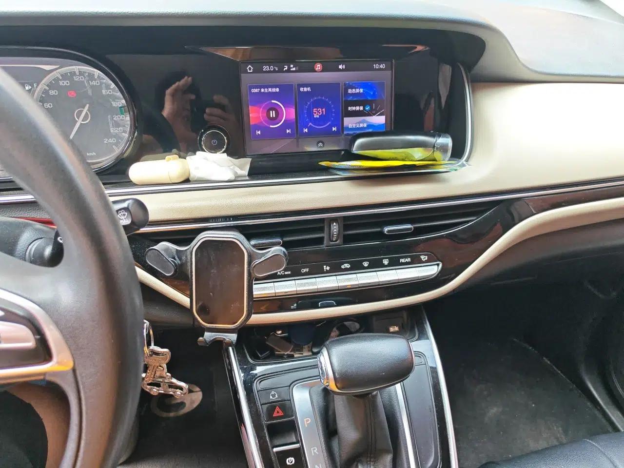 GAC Trumpchi M6 2021 270T DCT Elite Edition (7-seater) — миниатюра 13