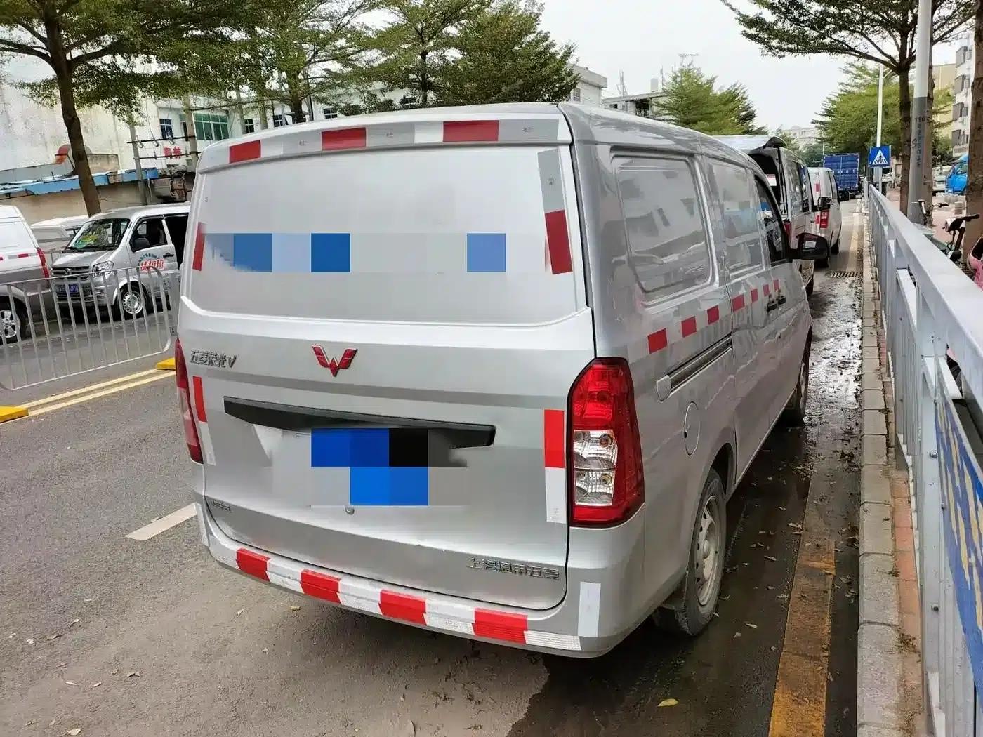 Wuling Rongguang V 2018 1.5L Standard Edition — миниатюра 7
