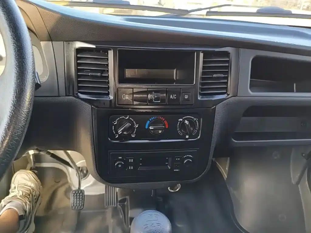 Wuling Sunshine 2023 1.5L Practical 5/7 Seat — миниатюра 13