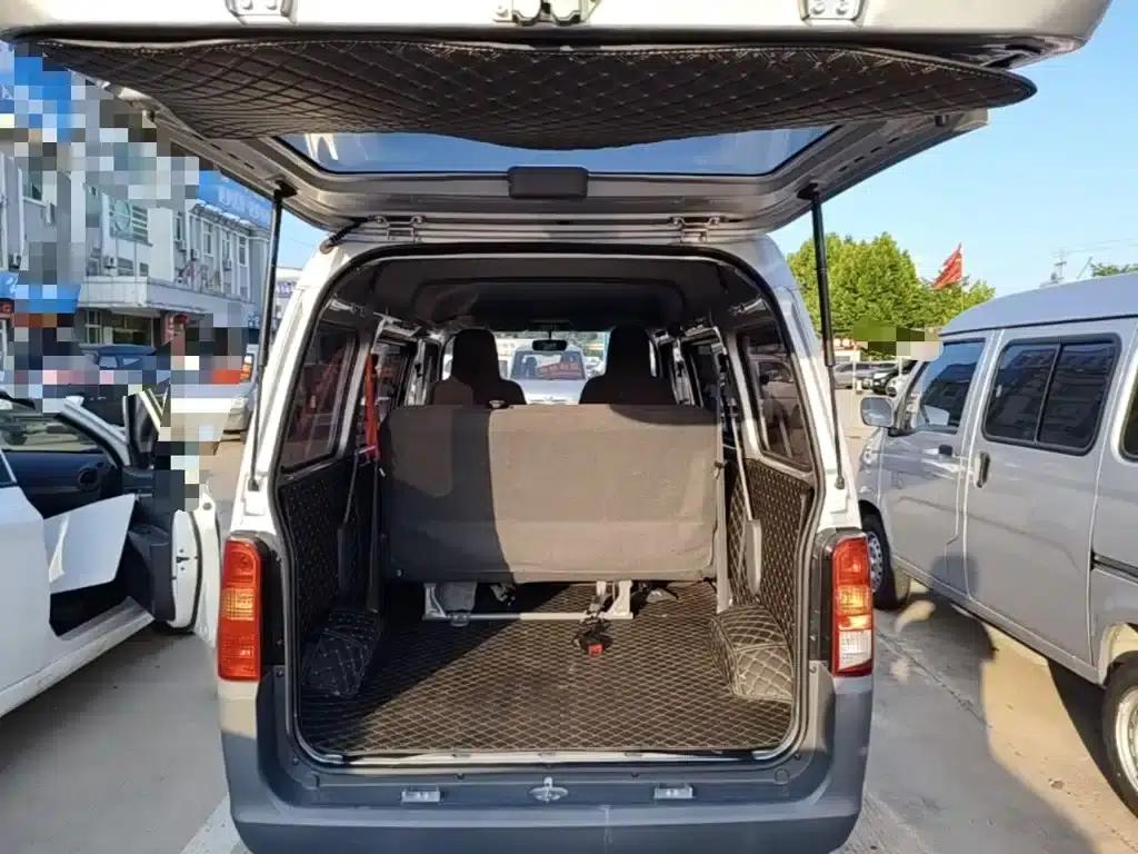 Wuling Sunshine 2023 1.5L Practical 5/7 Seat — миниатюра 19