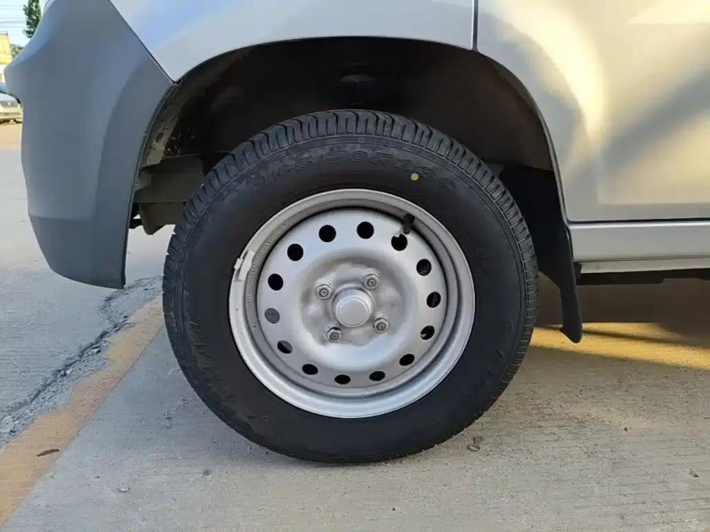 Wuling Sunshine 2023 1.5L Practical 5/7 Seat — миниатюра 23