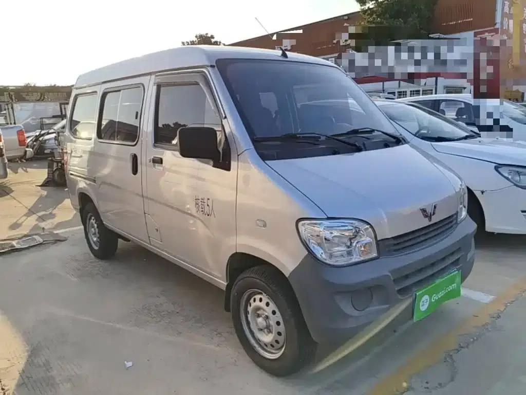 Wuling Sunshine 2023 1.5L Practical 5/7 Seat — миниатюра 4