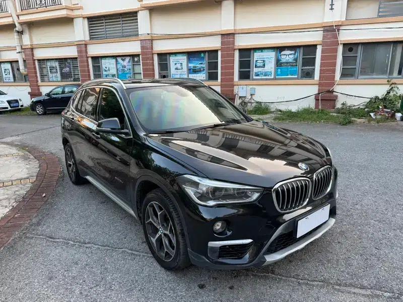 BMW X1 2018 sDrive18Li Premium — миниатюра 3