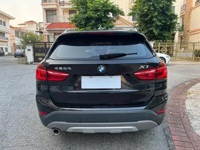 BMW X1 2018 sDrive18Li Premium — миниатюра 5