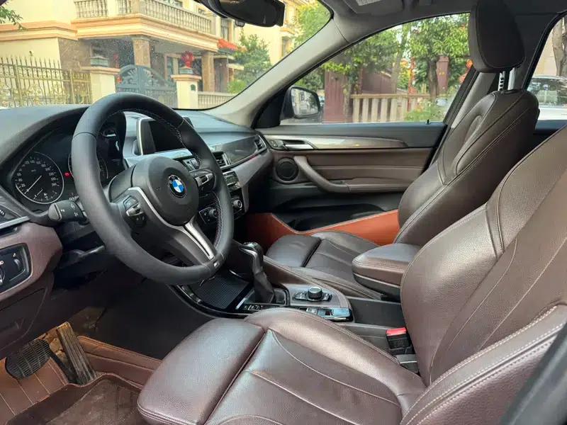 BMW X1 2018 sDrive18Li Premium — миниатюра 8