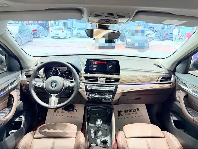 BMW X1 2022 xDrive25Li Premium — миниатюра 12