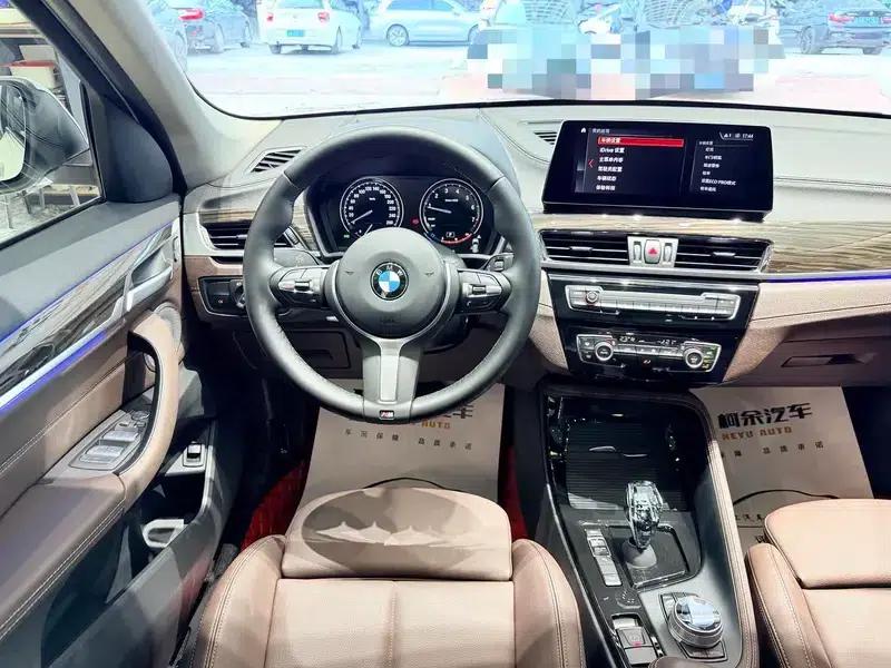 BMW X1 2022 xDrive25Li Premium — миниатюра 16