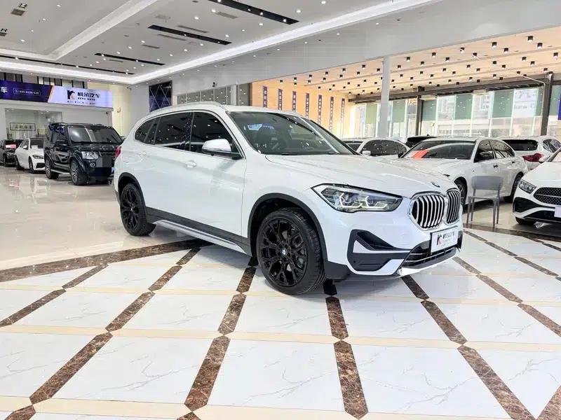 BMW X1 2022 xDrive25Li Premium — миниатюра 3