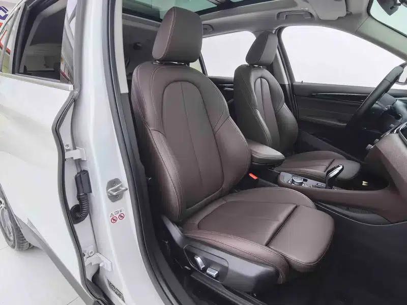 BMW X1 2021 sDrive25Li Leading Edition — миниатюра 25