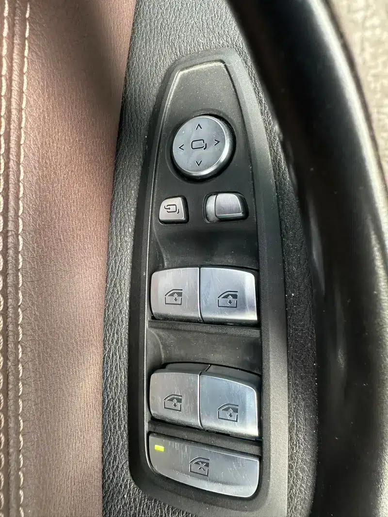 BMW X1 2022 sDrive20Li Fashion Edition — миниатюра 7