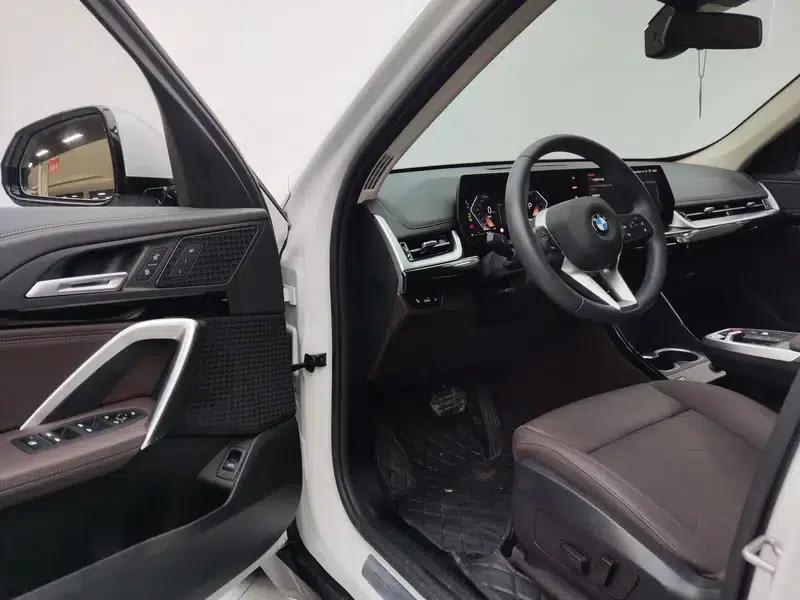 2023 BMW X1 sDrive20Li X Design Package — миниатюра 20