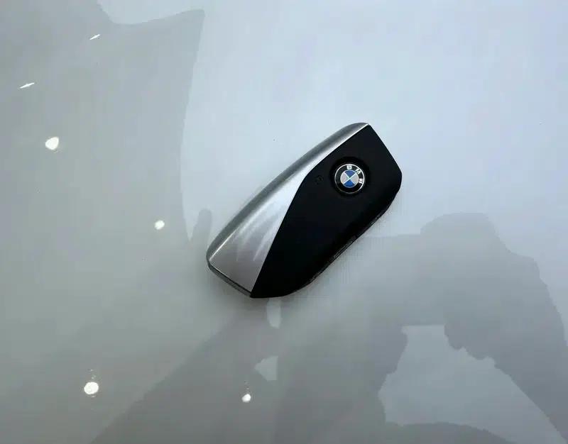 2023 BMW X1 sDrive20Li X Design Package — миниатюра 11