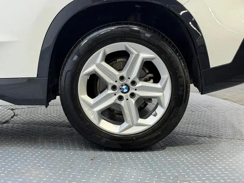2023 BMW X1 sDrive20Li X Design Package — миниатюра 9