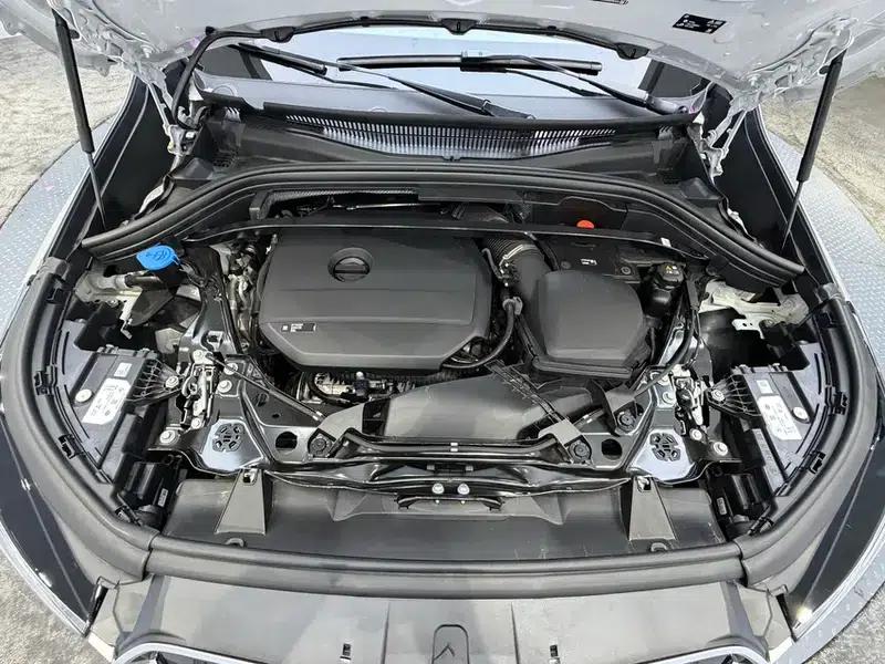 2023 BMW X1 sDrive20Li X Design Package — миниатюра 10