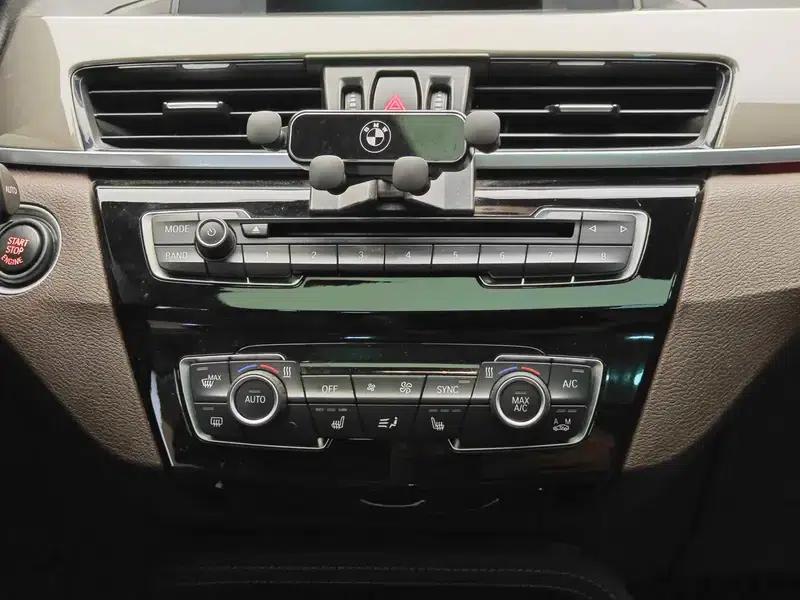 BMW X1 2016 sDrive18Li Luxury — миниатюра 11