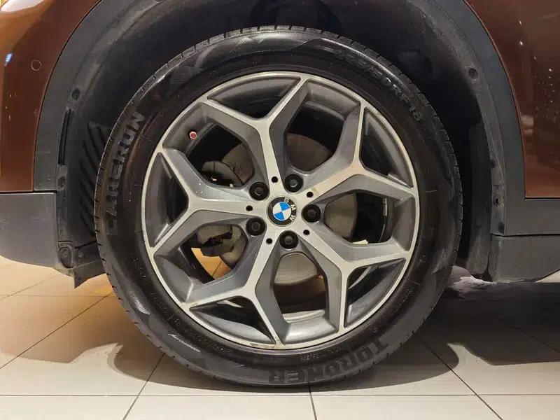 BMW X1 2016 sDrive18Li Luxury — миниатюра 12