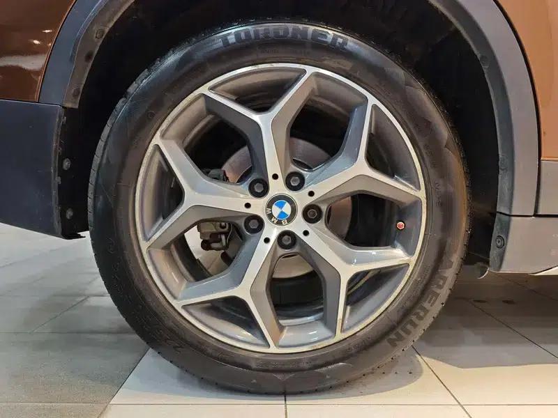 BMW X1 2016 sDrive18Li Luxury — миниатюра 13