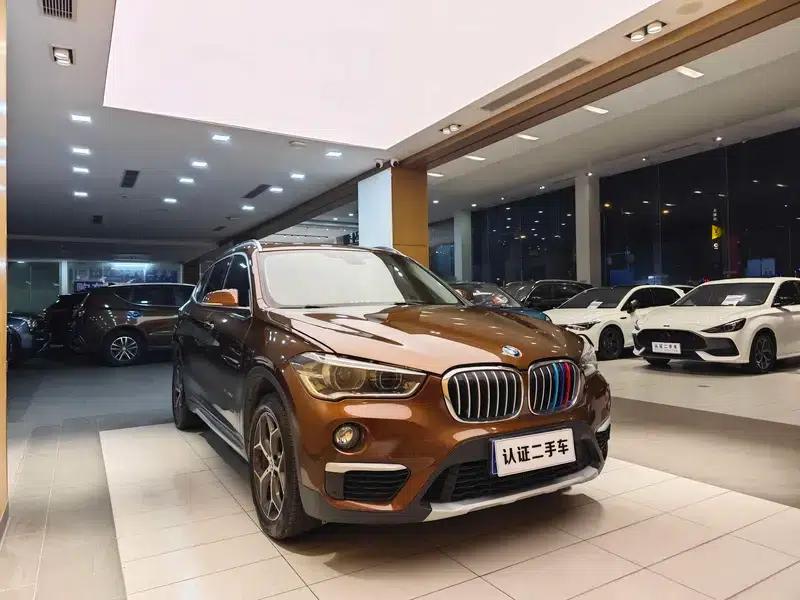 BMW X1 2016 sDrive18Li Luxury — миниатюра 3