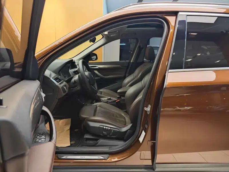 BMW X1 2016 sDrive18Li Luxury — миниатюра 24