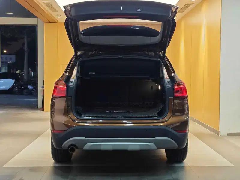 BMW X1 2016 sDrive18Li Luxury — миниатюра 33
