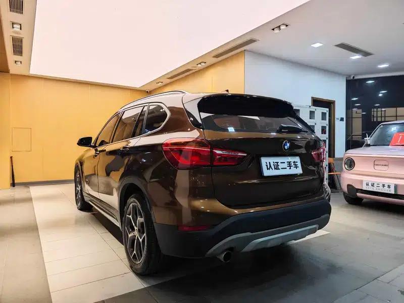 BMW X1 2016 sDrive18Li Luxury — миниатюра 5