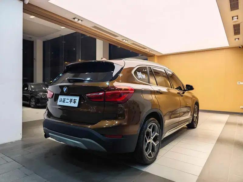 BMW X1 2016 sDrive18Li Luxury — миниатюра 7
