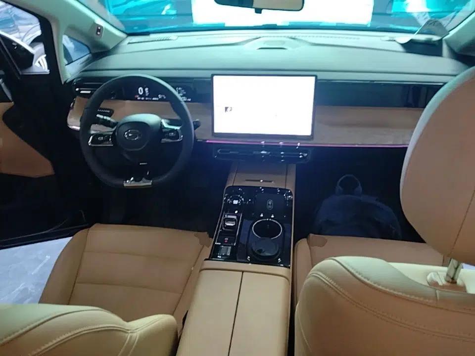 GAC Trumpchi E8 New Energy 2024 150km MAX+ — миниатюра 12