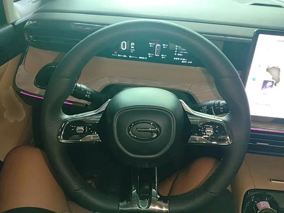 GAC Trumpchi E8 New Energy 2024 150km MAX+ — миниатюра 13