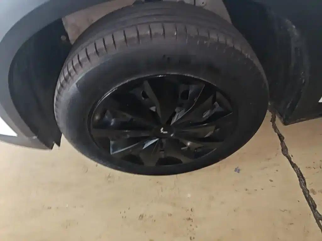 Wuling Xingchi 2023 1.5L CVT Comfort Edition — миниатюра 23