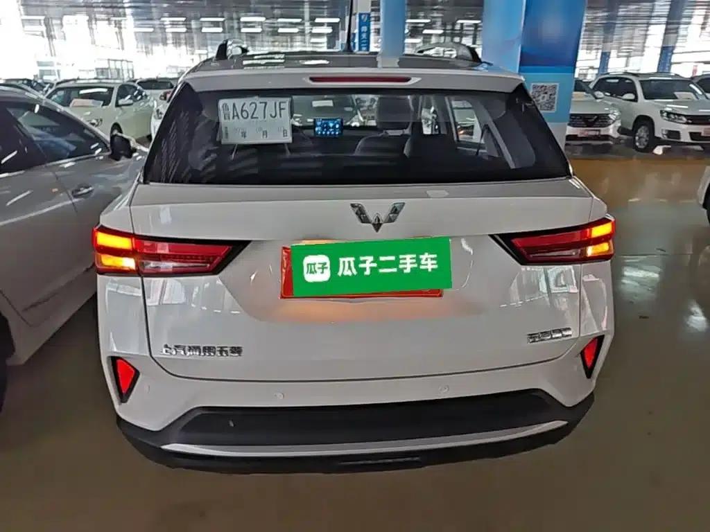 Wuling Xingchi 2023 1.5L CVT Comfort Edition — миниатюра 6