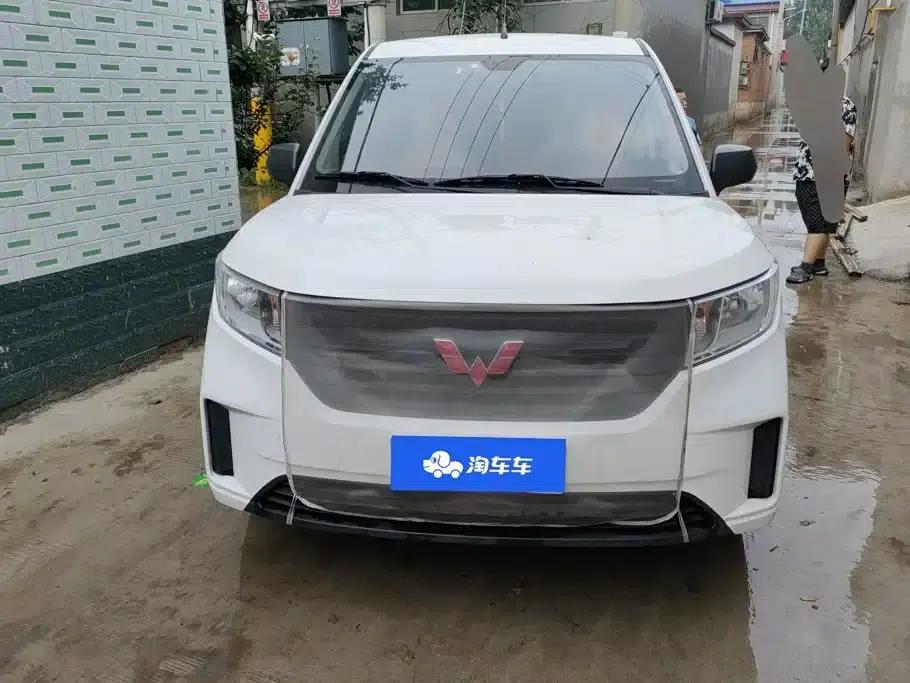 Wuling Hongguang PLUS 2020 1.5L Manual Standard 5-Seater — миниатюра 2