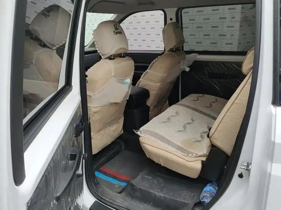 Wuling Hongguang PLUS 2020 1.5L Manual Standard 5-Seater — миниатюра 11