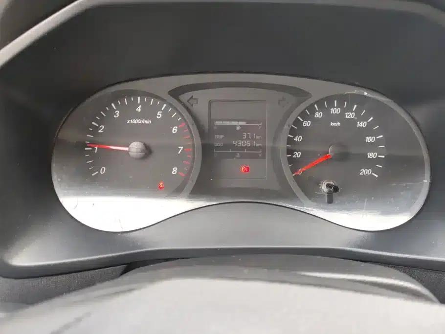 Wuling Hongguang PLUS 2020 1.5L Manual Standard 5-Seater — миниатюра 14