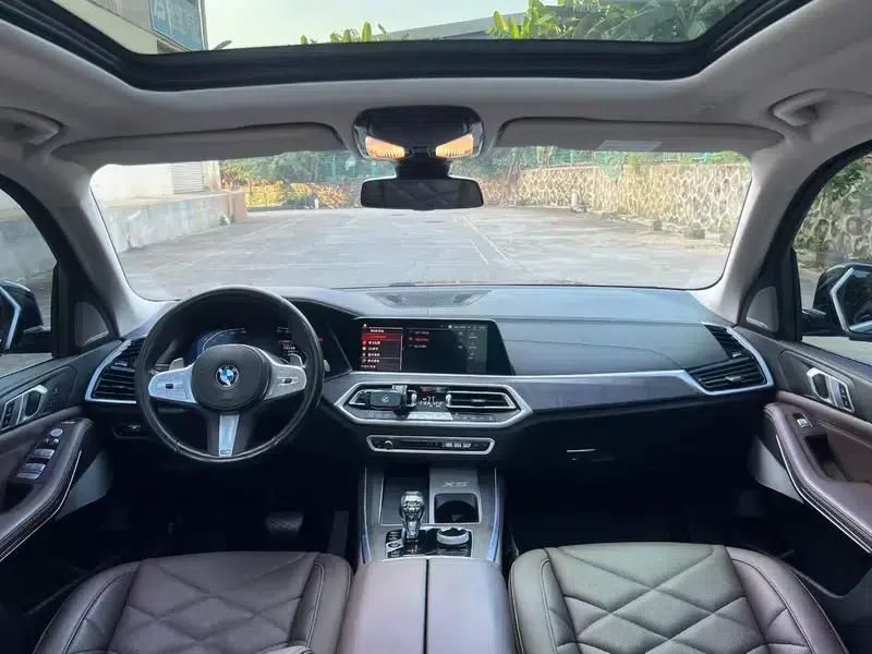 BMW X5 2022 xDrive 30Li Luxury M Sport Package — миниатюра 7