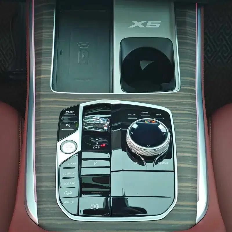 BMW X5 2025 xDrive40Li M Sport Shadow Edition — миниатюра 14