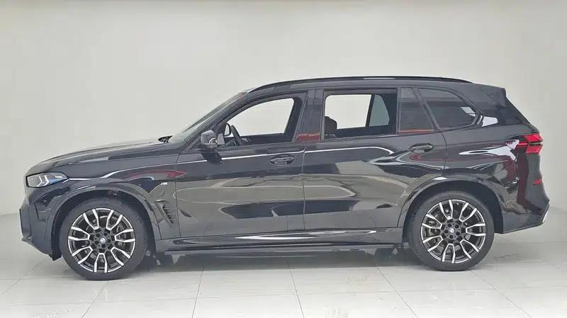 BMW X5 2025 xDrive40Li M Sport Shadow Edition — миниатюра 4