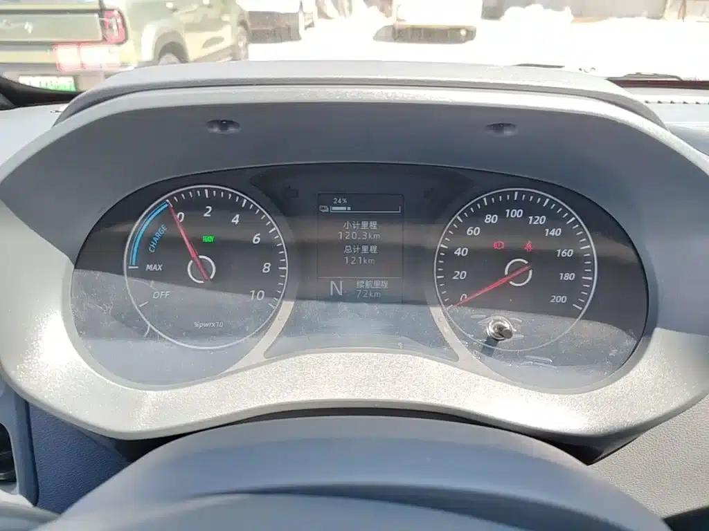Wuling Yangguang 2024 Model 300km Comfort Bus Version 75kW — миниатюра 12