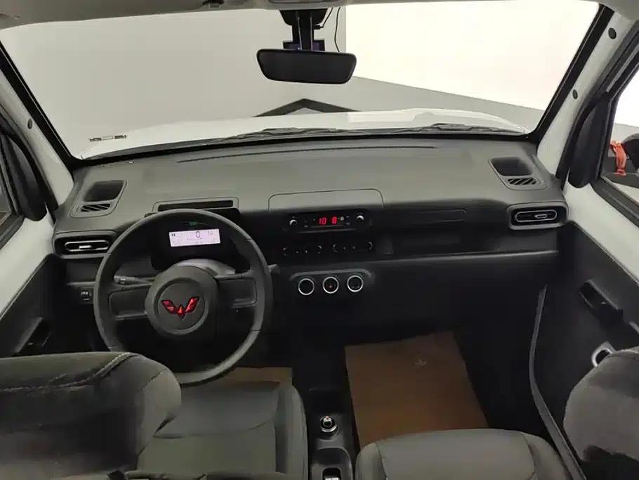 Wuling Sunshine New Energy 2025 Model 201km Standard Edition — миниатюра 12