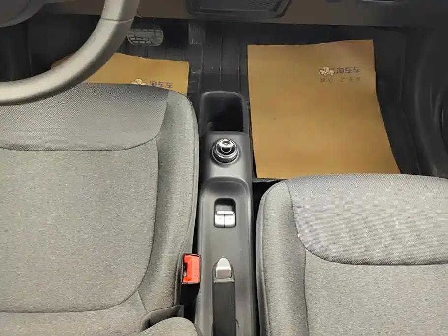 Wuling Sunshine New Energy 2025 Model 201km Standard Edition — миниатюра 16