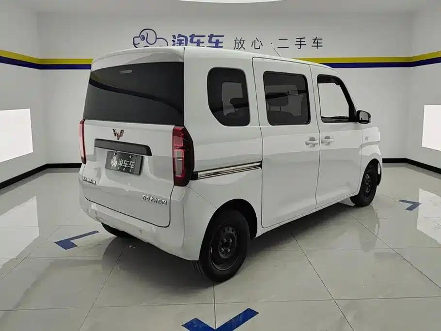 Wuling Sunshine New Energy 2025 Model 201km Standard Edition — миниатюра 3