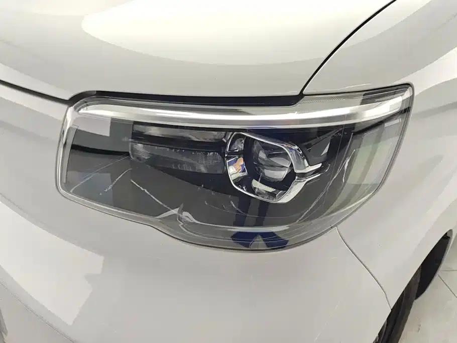 Wuling Sunshine New Energy 2025 Model 201km Standard Edition — миниатюра 5