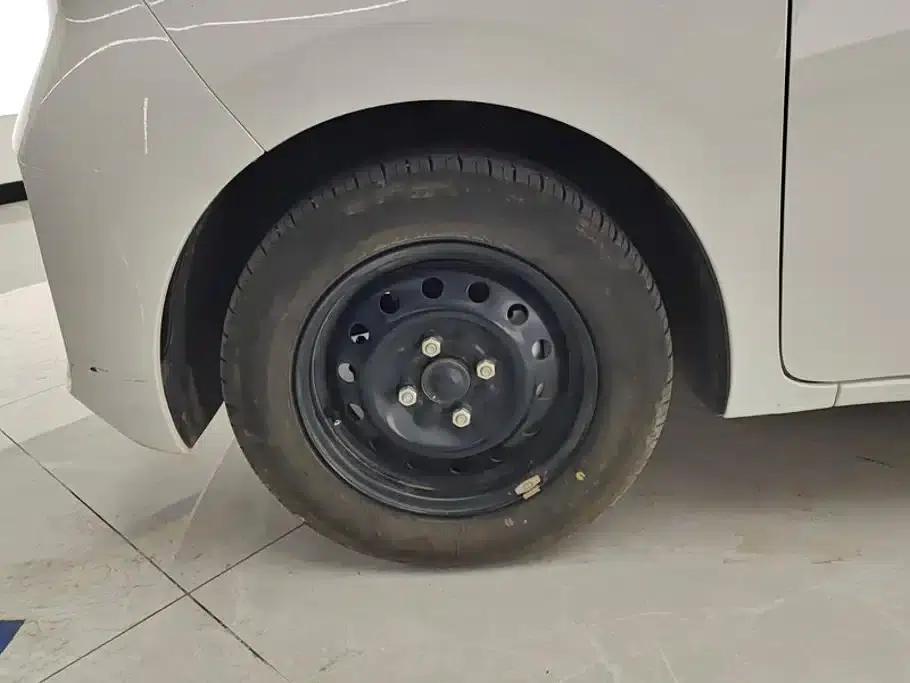 Wuling Sunshine New Energy 2025 Model 201km Standard Edition — миниатюра 6