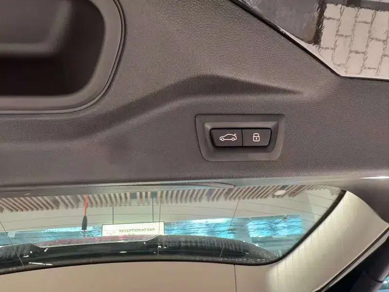 BMW X7 2024 xDrive40i Leading Luxury Package 7-seater — миниатюра 15