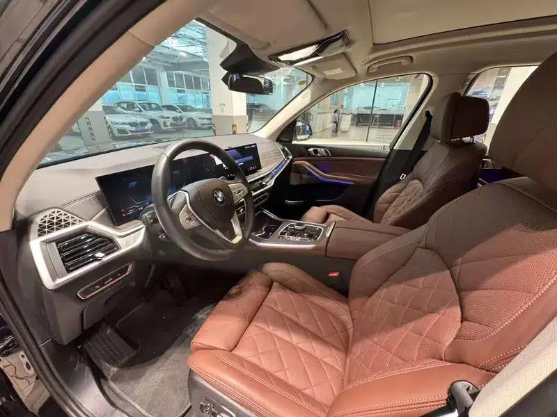 BMW X7 2024 xDrive40i Leading Luxury Package 7-seater — миниатюра 19