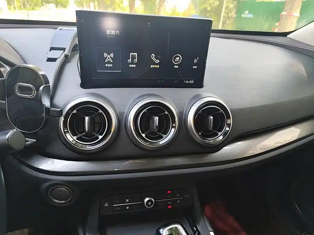 Weipai VV5 2017 2.0T Super Luxury Edition — миниатюра 13