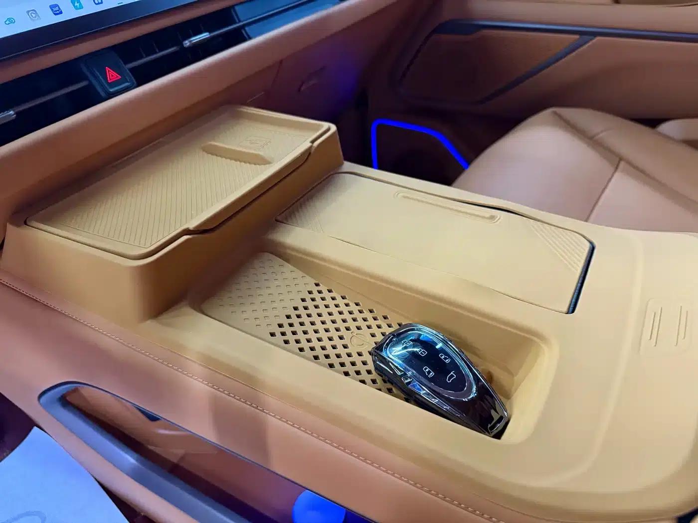 Weipai Gaoshan 2025 Model 4WD Gaoshan 8 — миниатюра 7