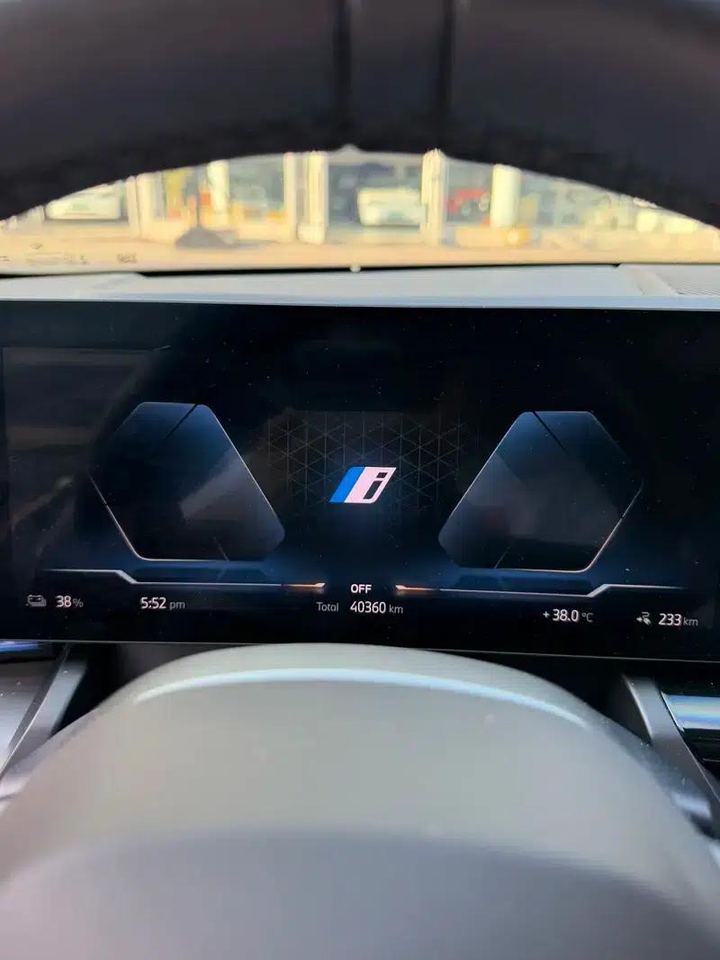 BMW i5 2025 eDrive40L Luxury Package — миниатюра 9